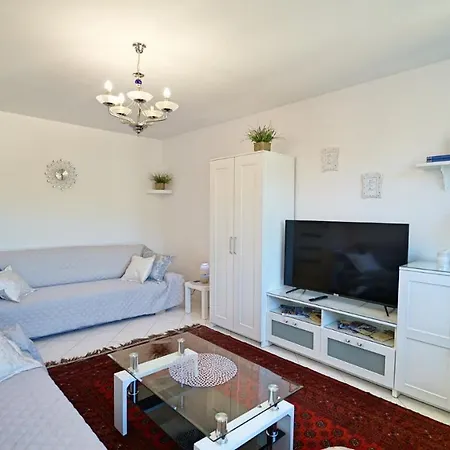 Every Sky Nadrzeczna 14 아파트